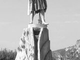 statua di flavio gioia -amalfi